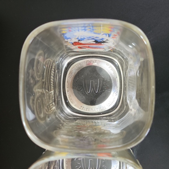 Set of 3 (not complete) Mcdonalds Disney parks glasses please read description - Picture 8 of 17